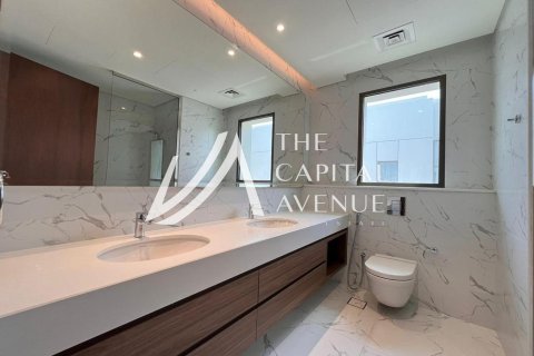 Villa de 4 dormitorios en Abu Dhabi, UAE No. 86574 20