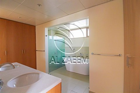4 غرف نوم فيلا في Al Raha Gardens, الإمارات العربية المتحدة رقم 90194 6