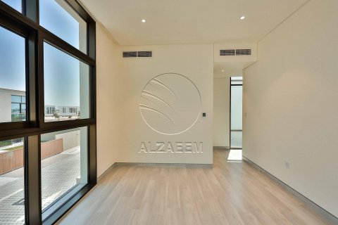 Townhouse de 3 dormitorios en Abu Dhabi, UAE No. 90191 6