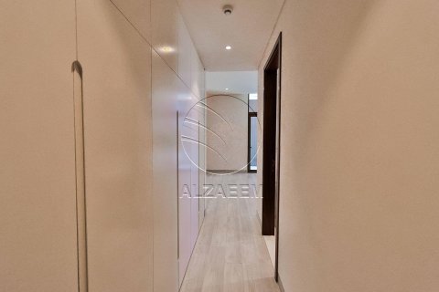 Townhouse de 3 dormitorios en Abu Dhabi, UAE No. 90191 10