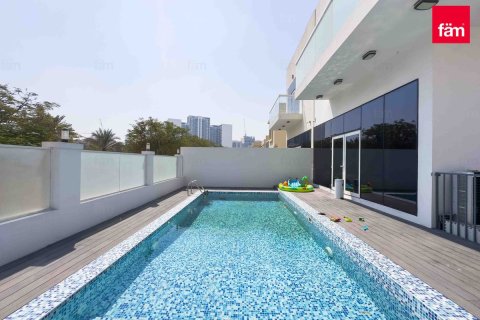 Villa de 3 dormitorios en Dubai, UAE No. 100604 11