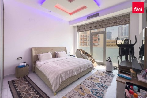 Villa de 3 dormitorios en Dubai, UAE No. 100604 8
