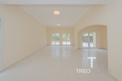 5 غرفة نوم  فيلا في Meadows, الإمارات العربية المتحدة رقم 74002 3