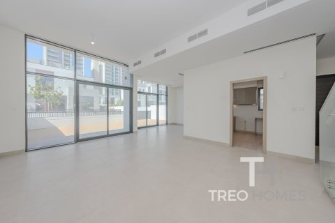 Townhouse de 4 dormitorios en Al Furjan, UAE No. 74014 3