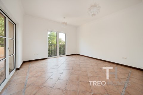 Villa de 6 dormitorios en The Villa, UAE No. 74001 11