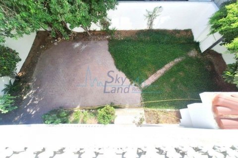 Villa de 4 dormitorios en Umm Suqeim, UAE No. 72355 16