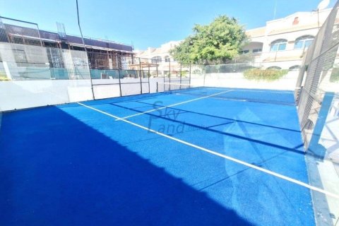 Villa de 4 dormitorios en Umm Suqeim, UAE No. 72355 15