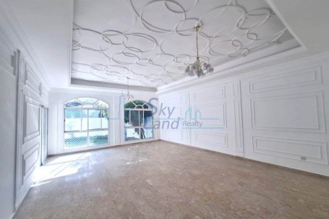 Villa de 4 dormitorios en Umm Suqeim, UAE No. 72355 6