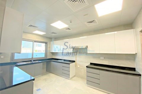 Villa de 5 dormitorios en Umm Suqeim, UAE No. 72356 6