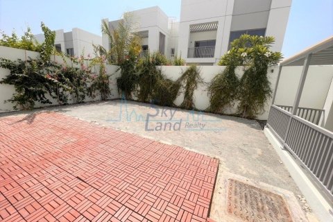 Villa de 5 dormitorios en Umm Suqeim, UAE No. 72356 12