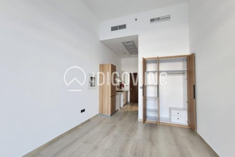 Apartment de 3 dormitorios en EMAAR South, UAE No. 85935 8