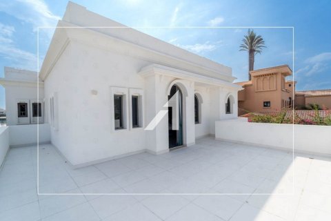 4 غرف نوم فيلا في Garden Homes, الإمارات العربية المتحدة رقم 101811 30