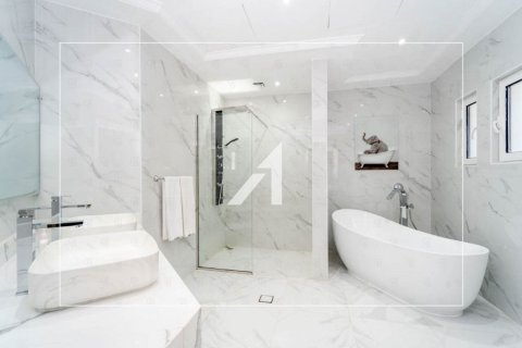 Вилла с 4 спальнями  №101811 22