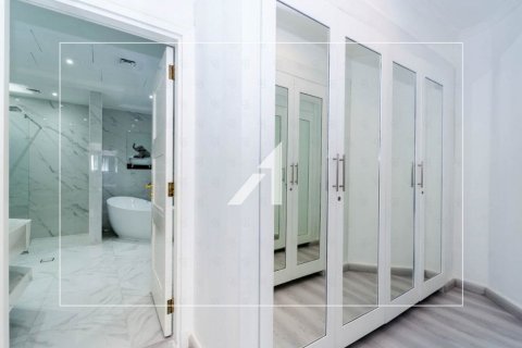 Вилла с 4 спальнями  №101811 27