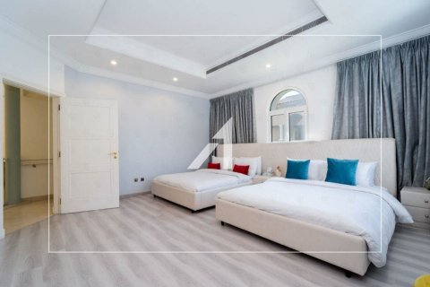 Вилла с 4 спальнями  №101811 15