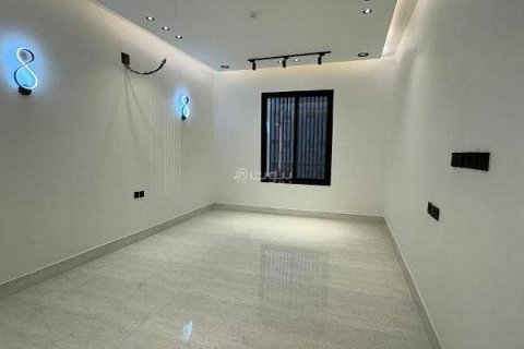 Apartment de 3 dormitorios en Riyadh, Saudi Arabia No. 99599 3
