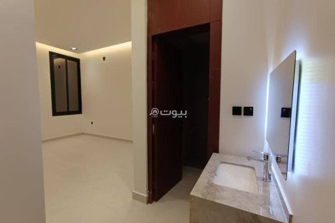 Apartment de 3 dormitorios en Riyadh, Saudi Arabia No. 99595 9