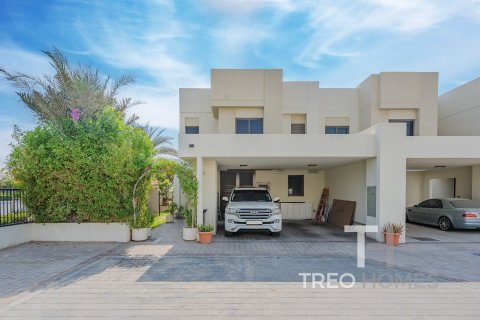 4 bedrooms Townhouse in Noor Townhouses, UAE No. 73915 2