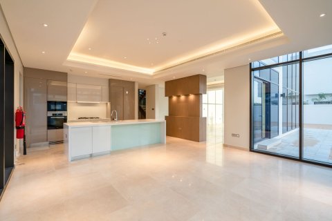 4 bedrooms Commercial property on the Saadiyat Island, UAE No. 79264 4