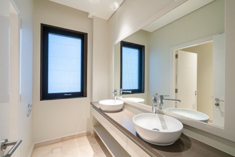 4 bedrooms Commercial property on the Saadiyat Island, UAE No. 79264 21
