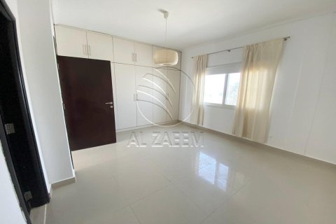 Вилла с 3 спальнями в Al Reef, ОАЭ №27763 8