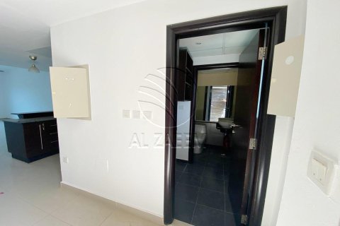 Вилла с 3 спальнями в Al Reef, ОАЭ №27763 3