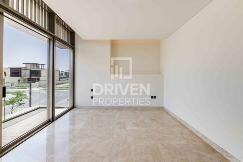 Villa de 4 dormitorios en Golf Place, UAE No. 84092 12