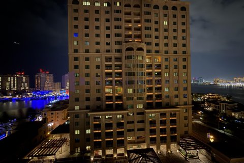 1 bedroom Apartment in Doha, Qatar No. 57787 5