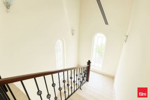 Villa de 3 dormitorios en Dubai, UAE No. 103870 22