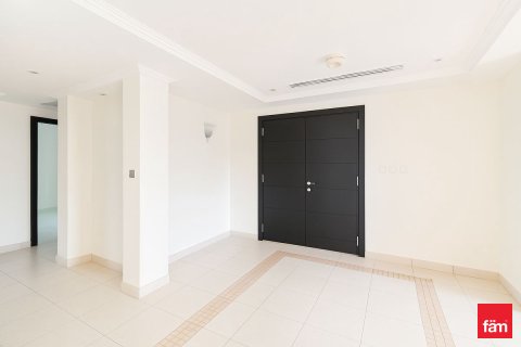 Villa de 3 dormitorios en Dubai, UAE No. 103870 25