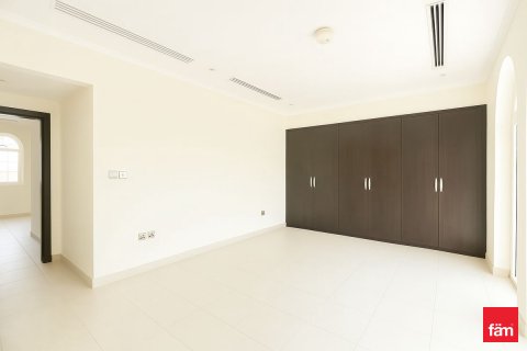 Villa de 3 dormitorios en Dubai, UAE No. 103870 20