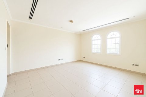 Villa de 3 dormitorios en Dubai, UAE No. 103870 15