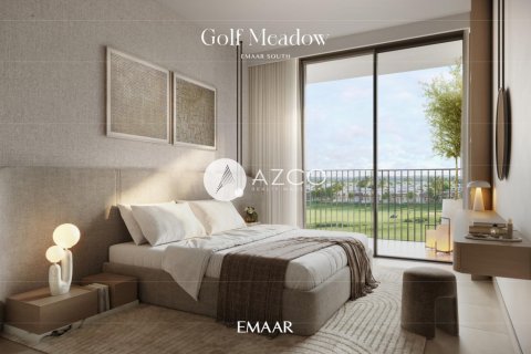 Apartment de 3 dormitorios en EMAAR South, UAE No. 81747 5