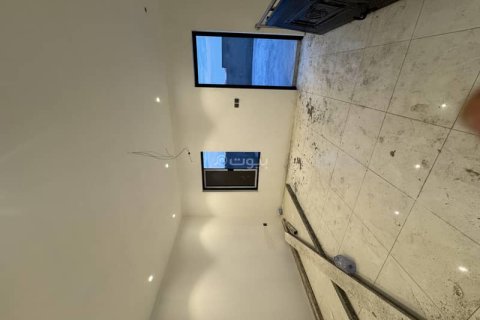 Villa de 6 dormitorios en Khobar, Saudi Arabia No. 60391 11