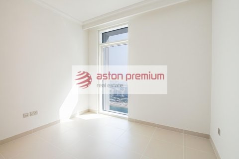 2 bedrooms Apartment in Dubai, UAE No. 101833 17