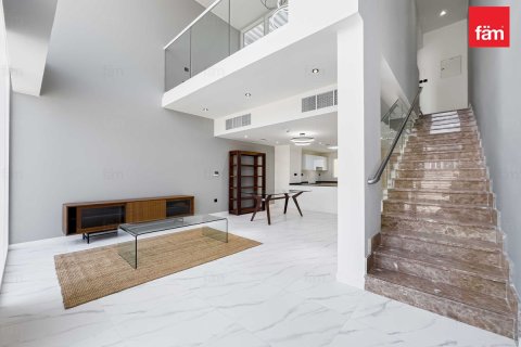 Villa de 2 chambres à Dubai, UAE No. 100545 2