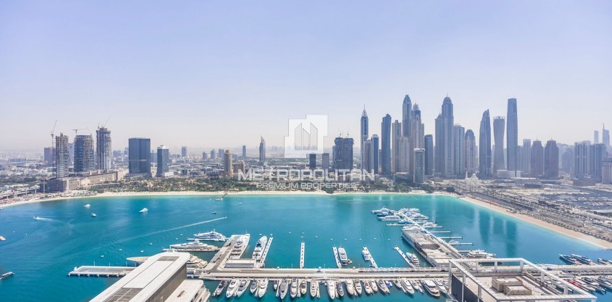 2 bedrooms Apartment in EMAAR Beachfront, UAE No. 62136