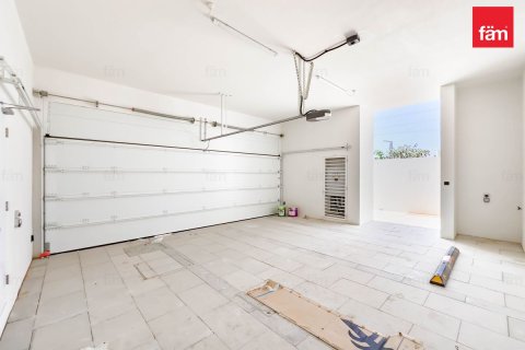 Villa de 4 dormitorios en Dubai, UAE No. 77110 8