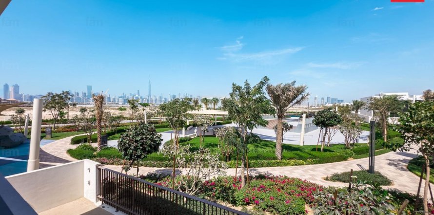 Villa de 4 dormitorios en Dubai, UAE No. 77110
