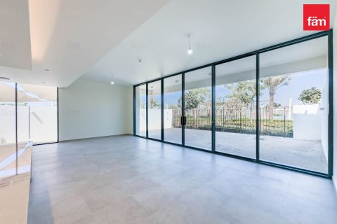 Villa de 4 dormitorios en Dubai, UAE No. 77110 14