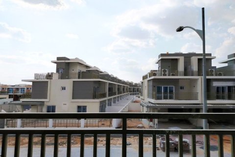 3 bedrooms Townhouse in Dubai, UAE No. 77080 13