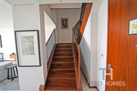 Apartment de 2 dormitorios en The Hills, UAE No. 81784 6