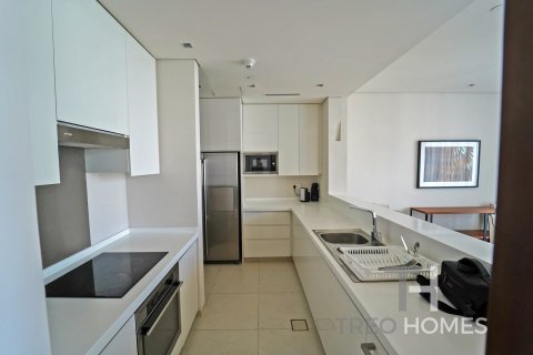 Apartment de 2 dormitorios en The Hills, UAE No. 81784 7