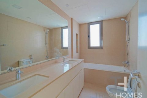 4 bedrooms Townhouse in Noor Townhouses, UAE No. 81803 15