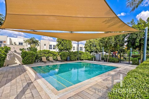 Townhouse de 4 dormitorios en Mudon, UAE No. 81793 17