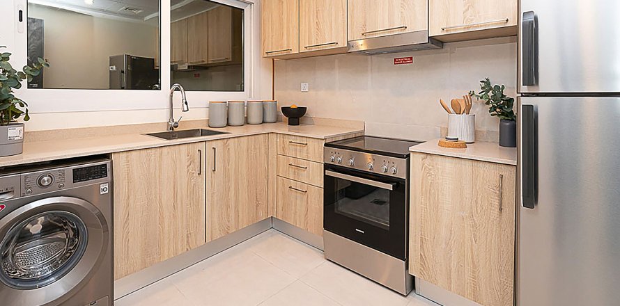 Appartement de 2 chambres à AG 5 TOWER Business Bay, UAE No. 95304