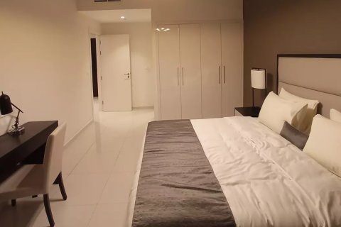 Квартира с 2 спальнями в Джумейра Вилладж Серкл, ОАЭ №95300 4