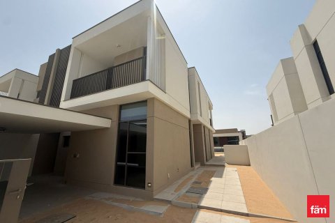 4 غرف نوم فيلا  رقم 106380 3
