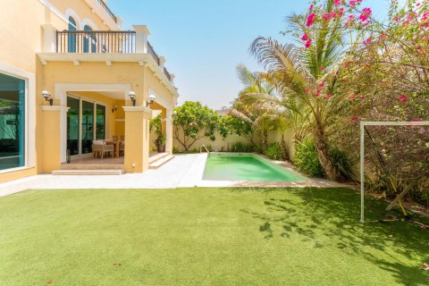 Вилла с 4 спальнями в Jumeirah Park, ОАЭ №91670 4