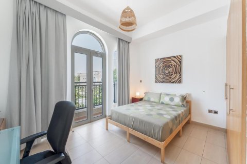 Вилла с 4 спальнями в Jumeirah Park, ОАЭ №91670 13